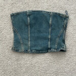 Zara Denim Crop Top - Only Worn Once, in a size Large!